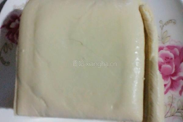 凉拌豆腐的做法图解1
