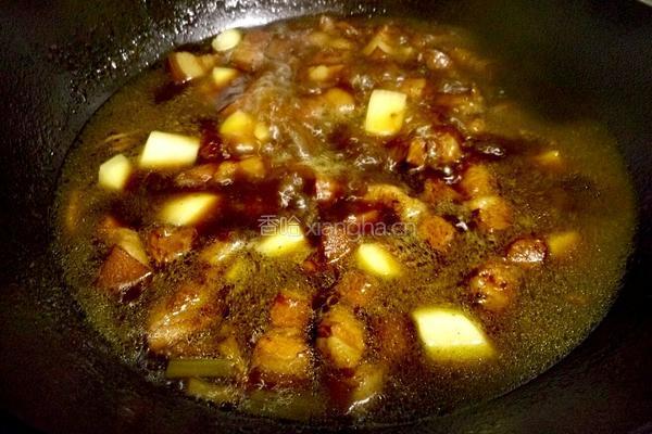 土豆红烧肉的做法图解8
