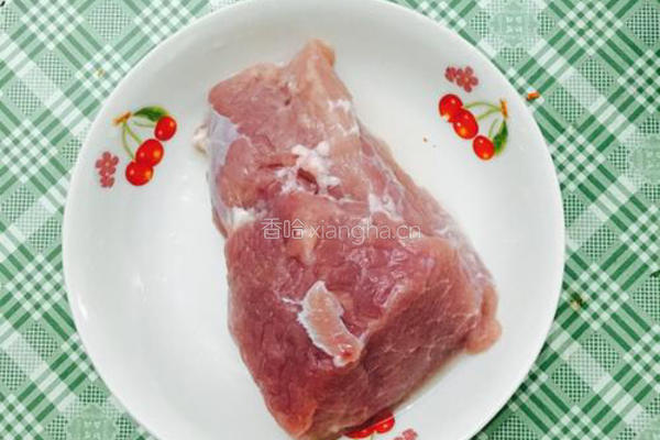 菠萝炒肉片的做法图解1