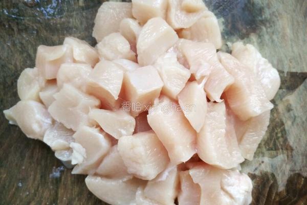 鸡块炖土豆的做法图解2