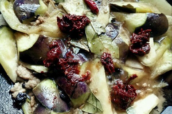 酱香肉末烧茄子的做法图解7