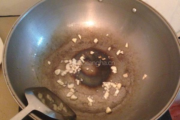 青椒炒腊肉的做法图解3