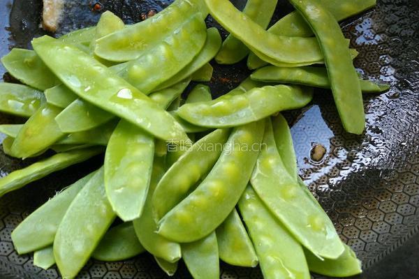 扁豆炒肉丝的做法图解8