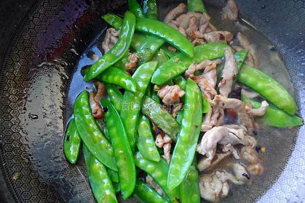 扁豆炒肉丝的做法图解13