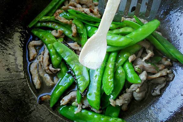 扁豆炒肉丝的做法图解14