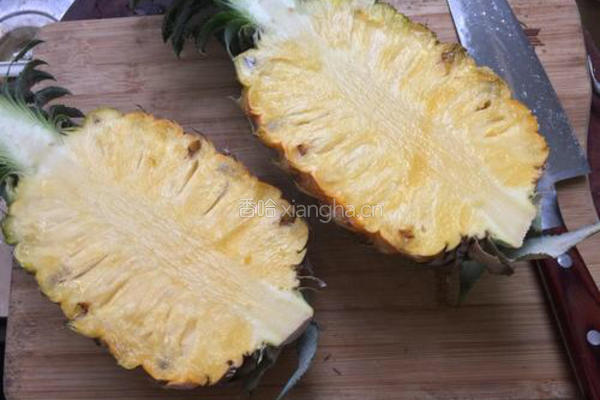 泰式菠萝鸡饭的做法图解1