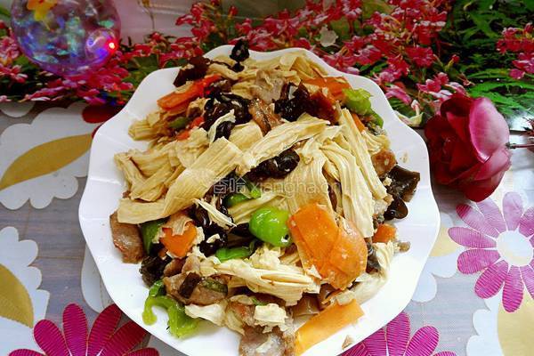 腐竹木耳炒肉的做法图解13