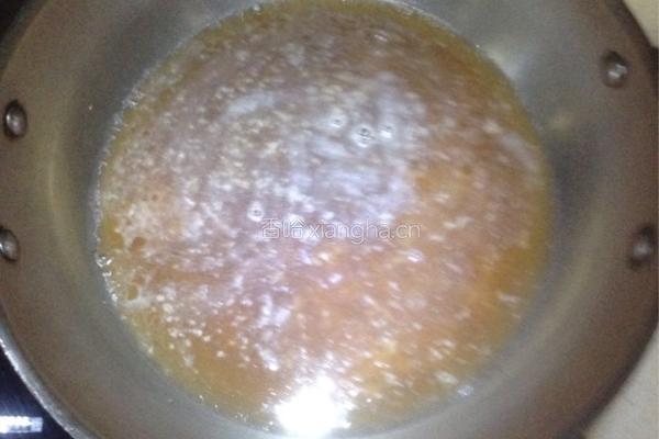 甜白酒红糖鸡蛋的做法图解3