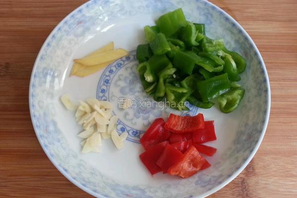 鸡肉炒木耳的做法图解3