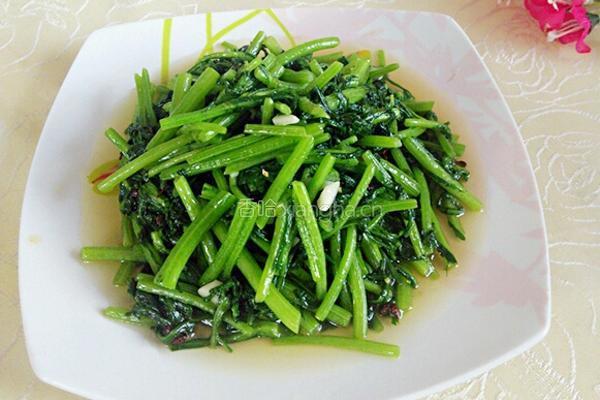 清炒茼蒿的做法图解7