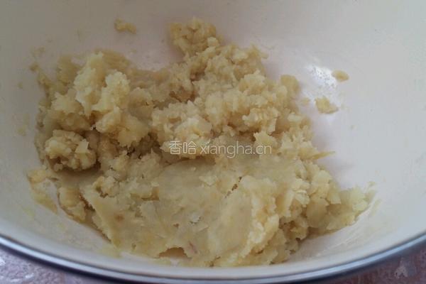 香蕉红薯饼的做法图解2