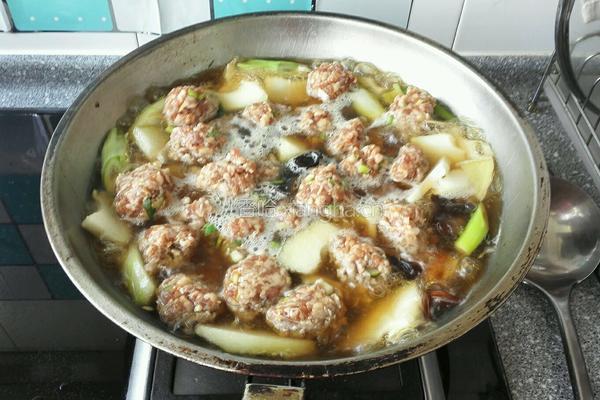 冬瓜羊肉汤的做法图解8