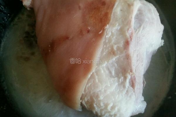 红焖肘子的做法图解4