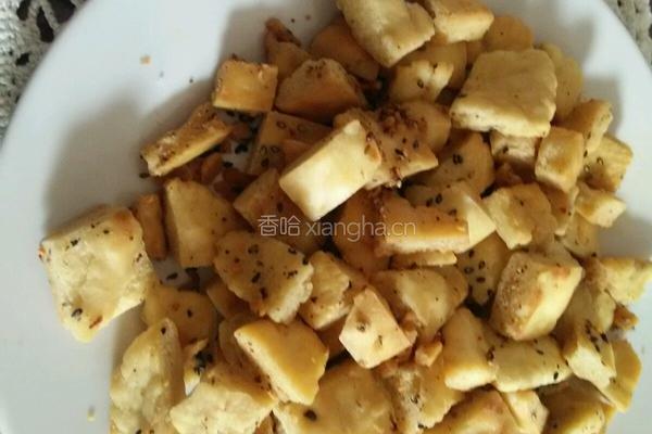 胡萝卜黄瓜炒饼的做法图解1