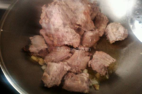 排骨土豆炖豆角的做法图解6