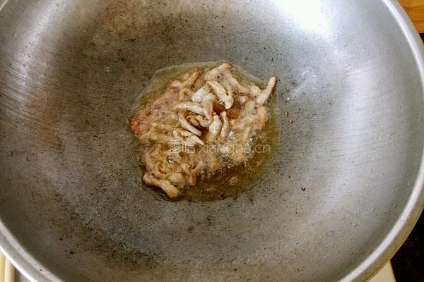 蒜苔炒肉丝的做法图解3