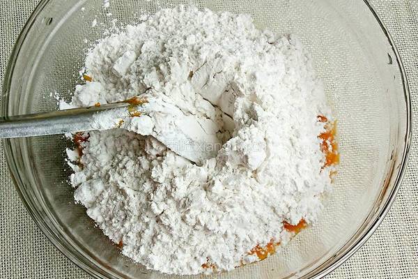 炸南瓜油饼的做法图解2