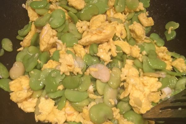 蚕豆炒鸡蛋的做法图解4