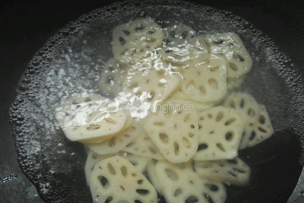 炒莲藕的做法图解3