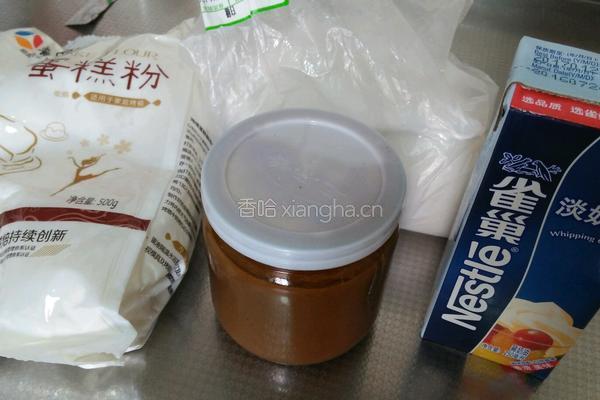 奶油花生小饼干的做法图解1
