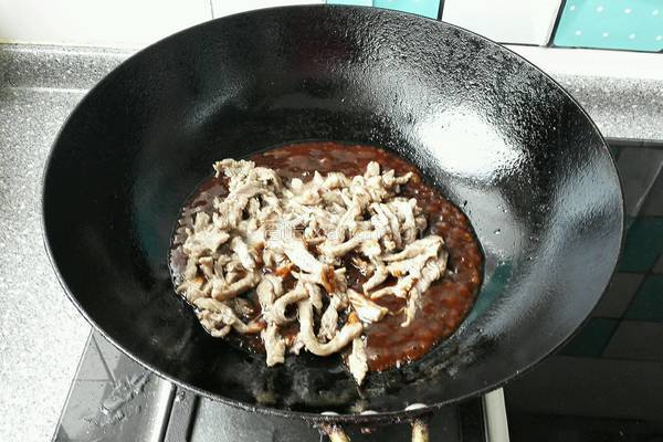 老北京京酱肉丝的做法图解9