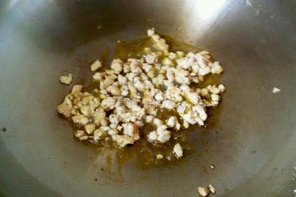 牛肉末烧豆腐的做法图解6