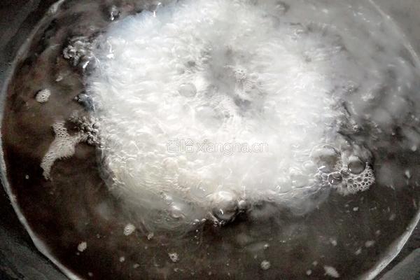 菠菜粉丝拌腐竹的做法图解3
