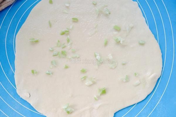 煎蛋葱油饼的做法图解6