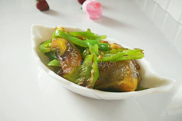 青椒炒皮蛋的做法图解8