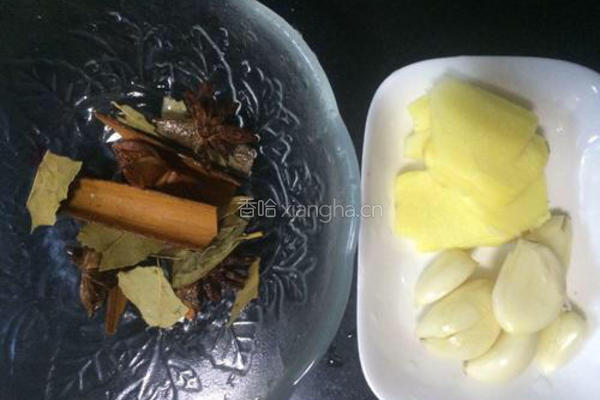 正宗川菜水煮鱼的做法图解3