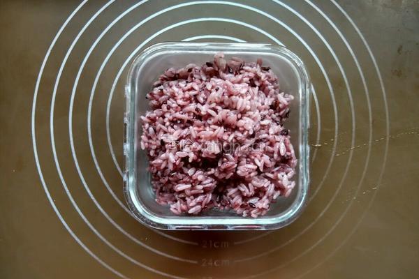 菠萝炒饭的做法图解2