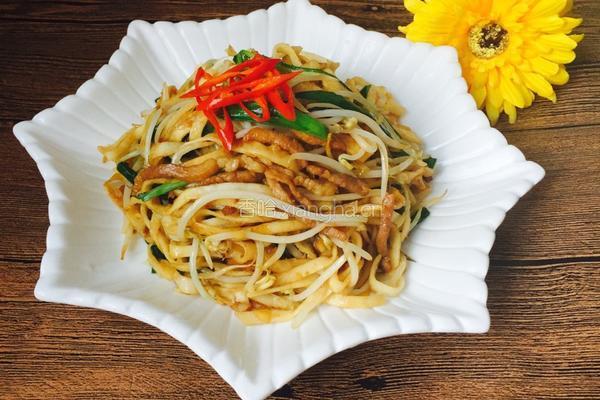 豆芽炒饼的做法图解14