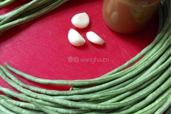 麻汁豆角的做法图解1