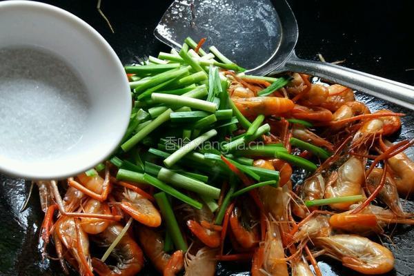 韭菜炒河虾的做法图解6