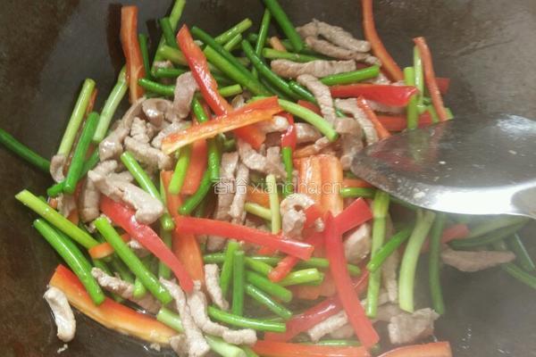 肉丝炒蒜苔的做法图解6