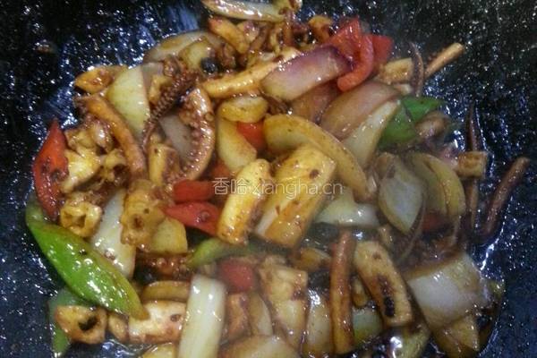 老干妈辣炒鱿鱼须的做法图解12