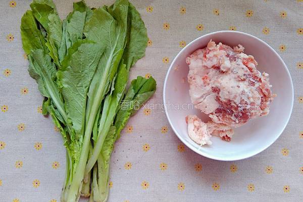 小白菜汆丸子的做法图解1