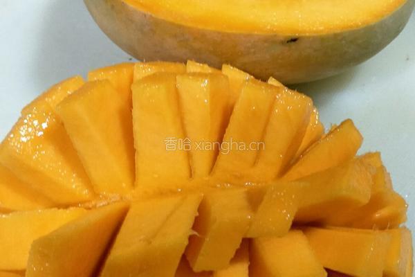 椰汁香芒西米露的做法图解7