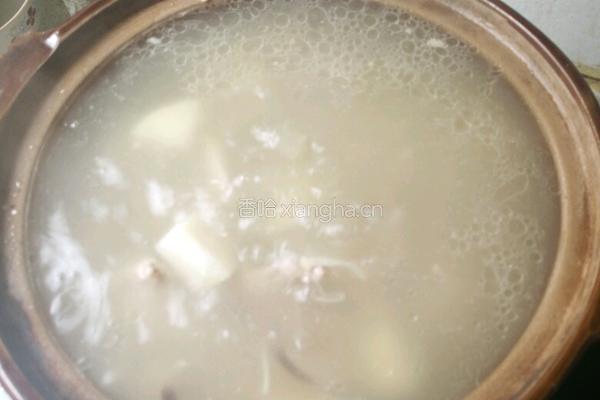 番茄土豆排骨汤的做法图解11