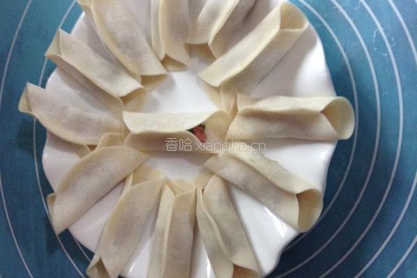 脆香锅贴的做法图解5