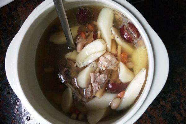 山鸡山药滋补汤的做法图解7