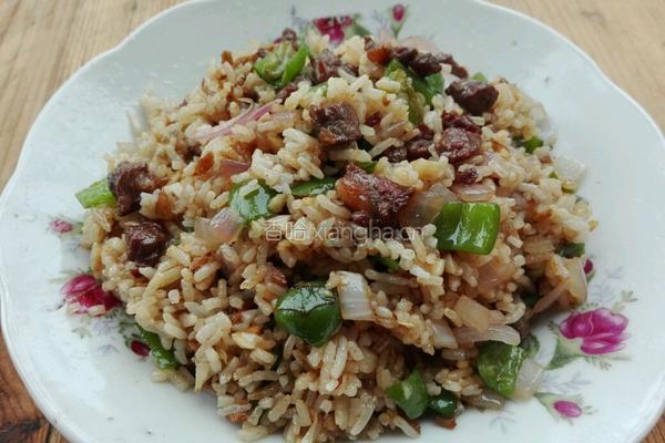 青椒牛肉炒饭
