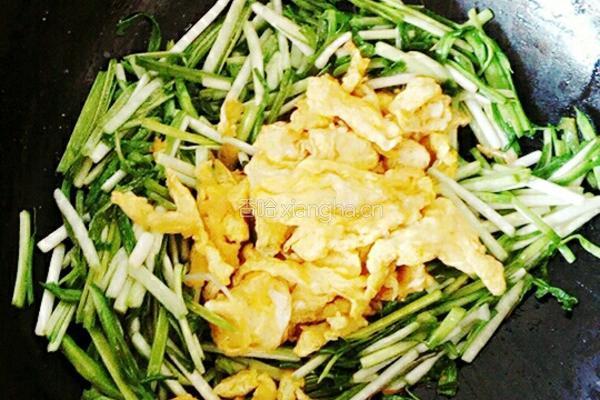蒜苗炒鸡蛋的做法图解6