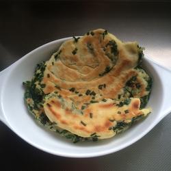 盘丝韭菜饼的做法[图]