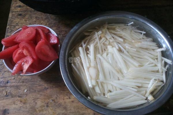 番茄炒土豆的做法图解2
