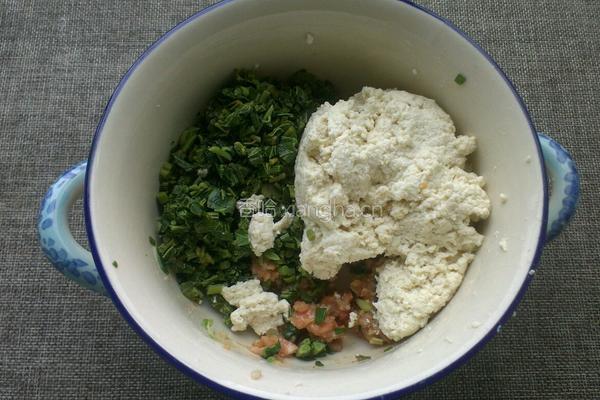 香椿豆腐肉饼的做法图解4