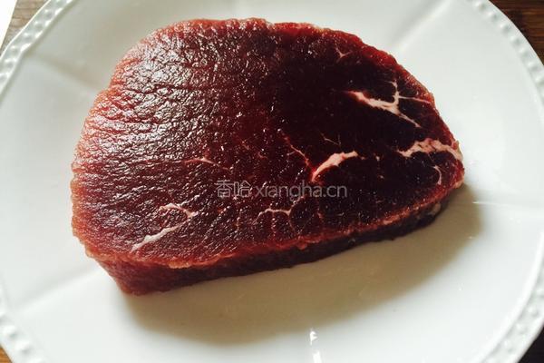 家庭煎牛排的做法图解1