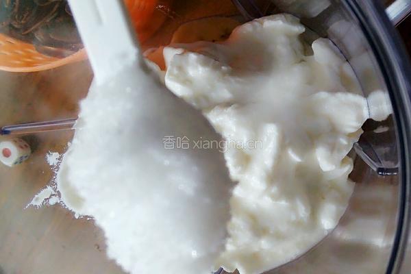 香蕉酸奶冰淇淋的做法图解4