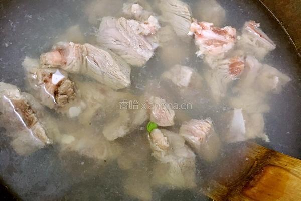 糖醋排骨（红烧排骨）的做法图解1