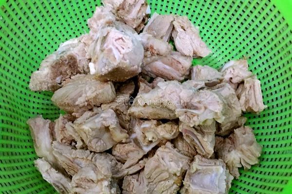 糖醋排骨（红烧排骨）的做法图解2
